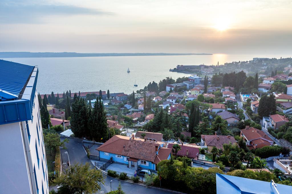 Dijaski Dom Portoroz, Hostel מראה חיצוני תמונה